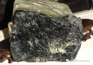 青海山料毛孔是真的嗎 和玉大叔聊聊青海山料的皮子從何而來(lái)