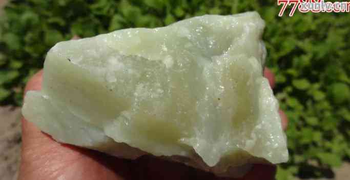 新疆與青海玉石原料 真實(shí)價(jià)格與圖片全覽